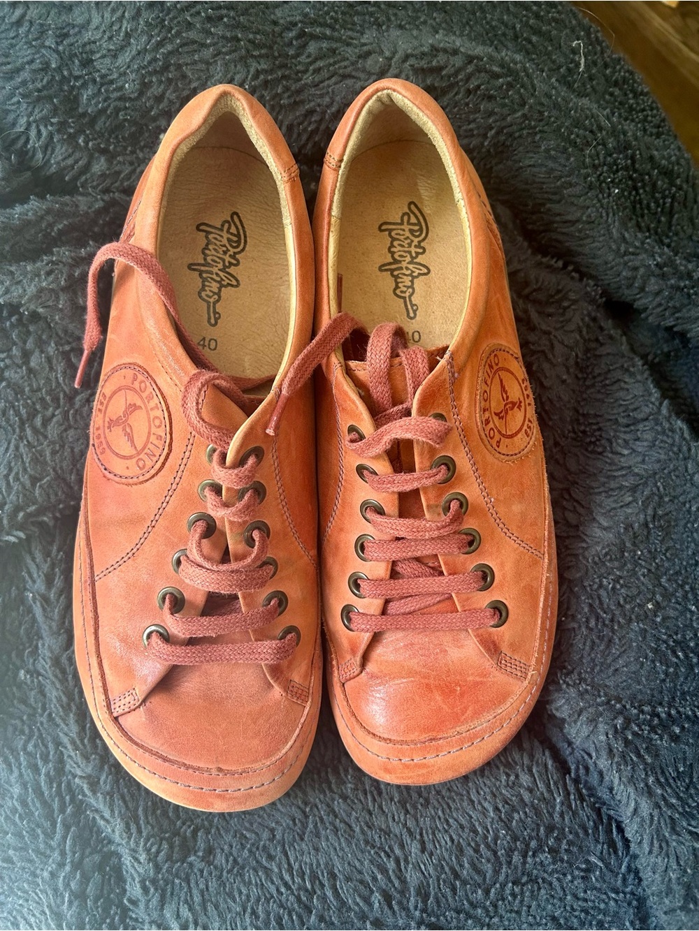 Pikolinos Women's Orange Leather Lace-Up Flats